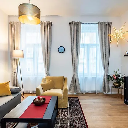 Apartment A - Lesser Town