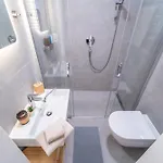 A - Lesser Town Апартаменты *